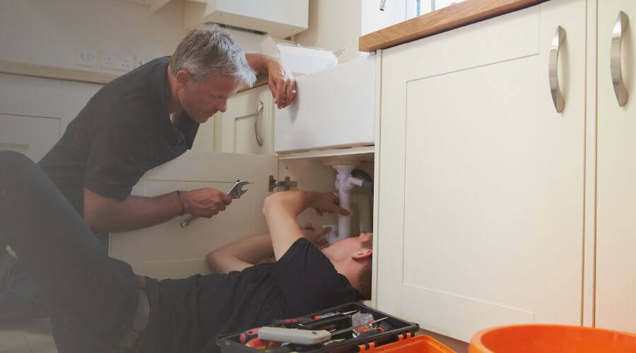 Crawl Space Pipe Repair in Saginaw, MI